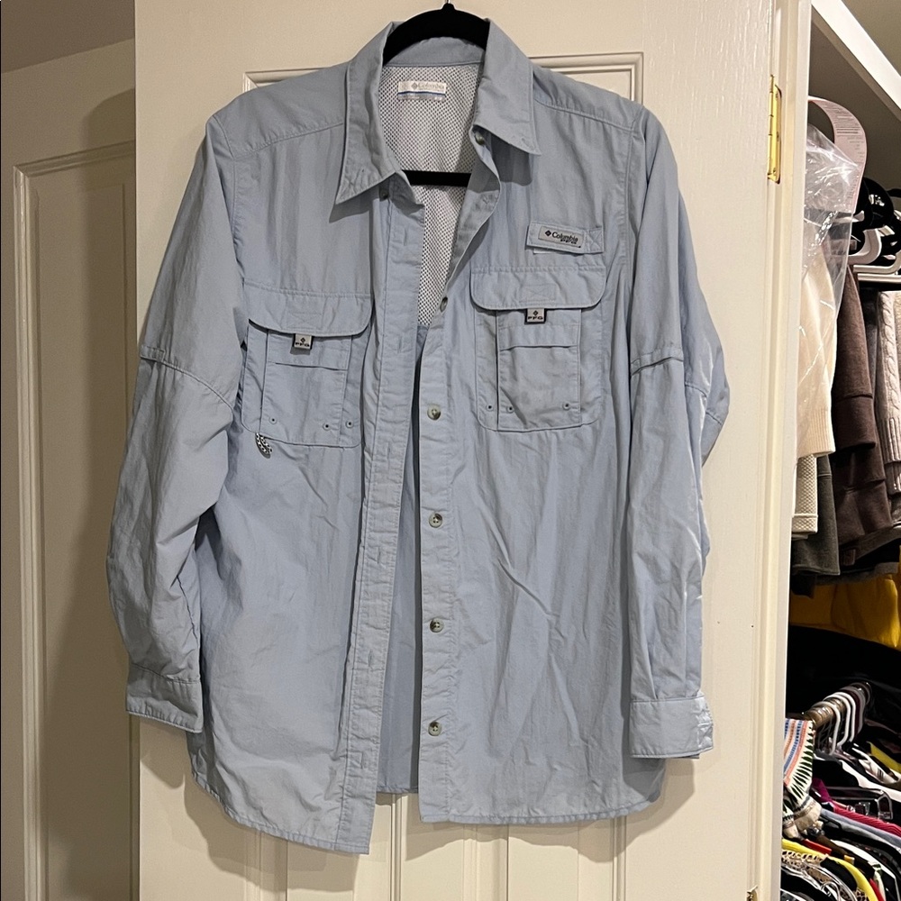 Columbia women’s fishing shirt  Sky Blue